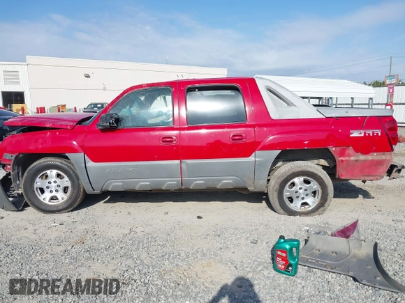 2002 Chevrolet Avalanche with VIN 3GNEC13T42G146979, listed as a IAAI auction lot 41709022 with 271,938 mi miles. Bid and sale history available at carsss.com. Image 14.