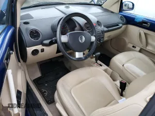 2008 Volkswagen Beetle SE with VIN 3VWRG31Y98M400590, listed as a Copart auction lot 86334134 with 118,307 mi miles and Salvage title. Bid and sale history available at DreamBid. Image 8.