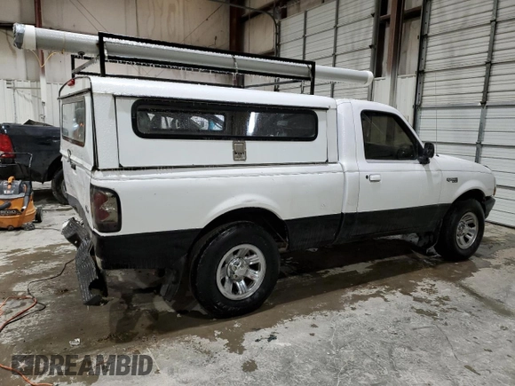 2000 Ford Ranger XL with VIN 1FTYR10V4YPB08912, listed as a Copart auction lot 45122695 with 260,093 mi miles and Salvage Title. Bid and sale history available at carsss.com. Image 3.