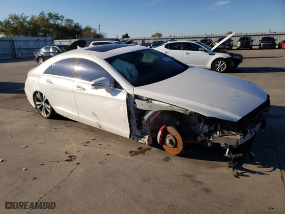 2015 Mercedes-Benz CLS-Class CLS 550 with VIN WDDLJ7DB8FA156648, listed as a Copart auction lot 77248743 with 70,061 mi miles. Bid and sale history available at carsss.com. Image 4.