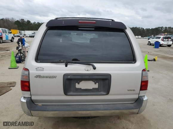 2000 Toyota 4Runner with VIN JT3GM84R8Y0055256, listed as a Copart auction lot 47456935 with 284,211 mi miles and Clean Title. Bid and sale history available at carsss.com. Image 6.