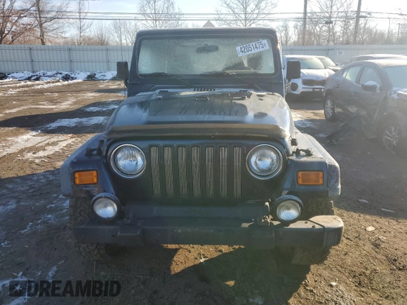 2001 Jeep Wrangler SE with VIN 1J4FA29P11P322524, listed as a Copart auction lot 42051475 with 281,929 mi miles and Clean Title. Bid and sale history available at carsss.com. Image 5.