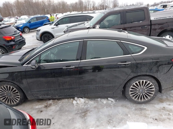 2017 Ford Fusion SE with VIN 3FA6P0H93HR136181, listed as a IAAI auction lot 41643411 with 58,545 mi miles. Bid and sale history available at carsss.com. Image 14.