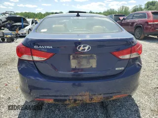 2013 Hyundai Elantra GLS z VIN 5NPDH4AE4DH206880, wystawiony jako Copart lot #56016145 z przebiegiem 112 681 mil mil oraz Szkoda całkowita • Salvage title. Historia ofert i sprzedaży dostępna na DreamBid. Obrazek 6.