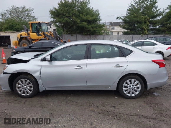 2017 Nissan Sentra SR with VIN 3N1AB7AP7HY342570, listed as a IAAI auction lot 42289320 with 34,176 mi miles and . Bid and sale history available at DreamBid. Image 14.
