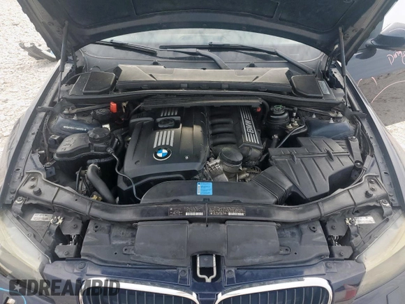 2010 BMW 3 Series 328i xDrive with VIN WBAPK5C57AA652894, listed as a Copart auction lot 62106955 with 114,310 mi miles and Salvage title. Bid and sale history available at DreamBid. Image 11.
