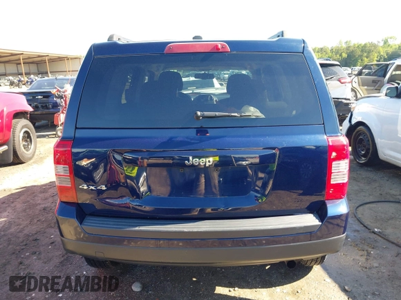 2015 Jeep Patriot Altitude z VIN 1C4NJRBB9FD155170, wystawiony jako IAAI lot #42198709 z przebiegiem 241 947 mil mil oraz . Historia ofert i sprzedaży dostępna na DreamBid. Obrazek 16.