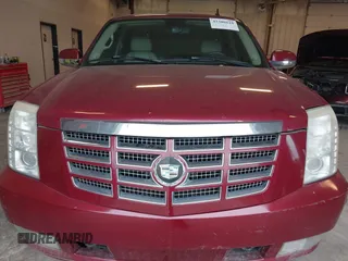 2007 Cadillac Escalade z VIN 1GYEC63857R311070, wystawiony jako IAAI lot #42380110 z przebiegiem 204 299 mil mil oraz . Historia ofert i sprzedaży dostępna na DreamBid. Obrazek 6.