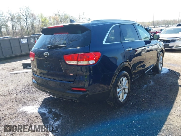 2016 Kia Sorento LX with VIN 5XYPGDA36GG009087, listed as a IAAI auction lot 41968021 with 150,658 mi miles. Bid and sale history available at carsss.com. Image 4.