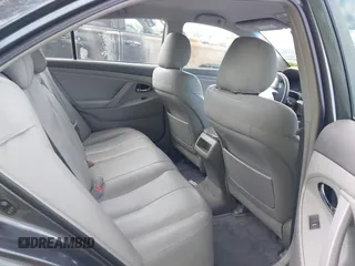 2011 Toyota Camry LE z VIN 4T1BF3EK6BU664247, wystawiony jako IAAI lot #42298606 z przebiegiem Nie podano mil oraz . Historia ofert i sprzedaży dostępna na DreamBid. Obrazek 8.