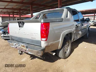 2006 Chevrolet Avalanche LS z VIN 3GNEC12Z66G106883, wystawiony jako IAAI lot #41520831 z przebiegiem 280 238 mil mil oraz . Historia ofert i sprzedaży dostępna na DreamBid. Obrazek 4.