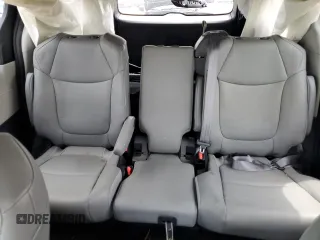 2022 Toyota Sienna XLE z VIN 5TDJRKEC3NS128049, wystawiony jako Copart lot #57020625 z przebiegiem Nie podano mil oraz Szkoda całkowita • Salvage title. Historia ofert i sprzedaży dostępna na DreamBid. Obrazek 10.