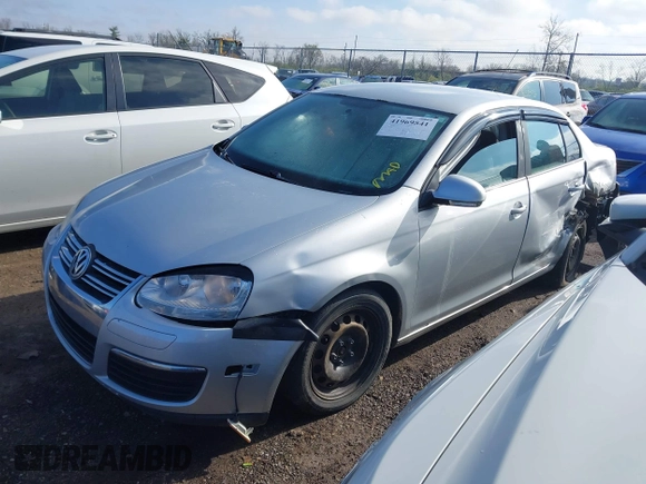 2008 Volkswagen Jetta Sedan S with VIN 3VWJM71K98M109788, listed as a IAAI auction lot 41969541 with 202,706 mi miles. Bid and sale history available at carsss.com. Image 18.