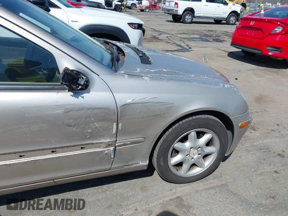 2004 Mercedes-Benz C 320 with VIN WDBRF64J54F497060, listed as a IAAI auction lot 41829238 with 204,205 mi miles and . Bid and sale history available at DreamBid. Image 13.