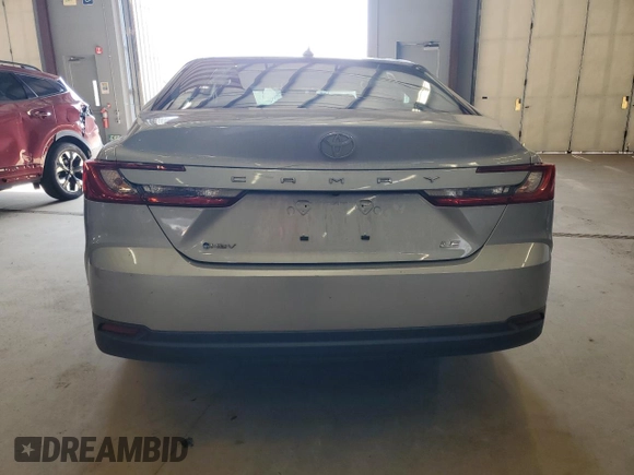 2025 Toyota Camry LE with VIN 4T1DAACK1SU002154, listed as a Copart auction lot 54542595 with 15,533 mi miles and Clean Title. Bid and sale history available at DreamBid. Image 6.