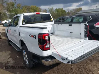 2024 Ford Ranger XLT with VIN 1FTER4HH1RLE20889, listed as a IAAI auction lot 40593441 with 7,499 mi miles. Bid and sale history available at carsss.com. Image 3.