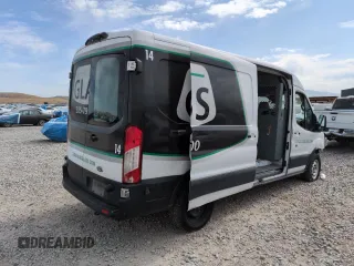 2019 Ford Transit with VIN 1FTYR2CM0KKB54055, listed as a Copart auction lot 60901775 with 136,166 mi miles and Clean title. Bid and sale history available at DreamBid. Image 3.