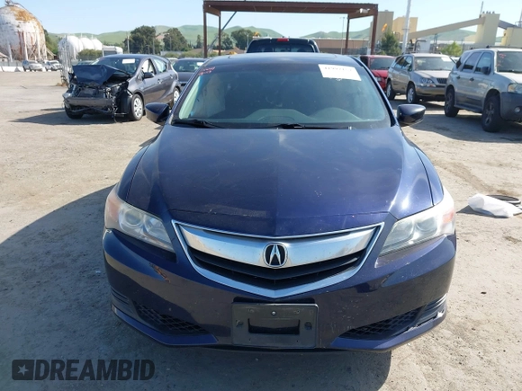 2014 Acura ILX with VIN 19VDE1F31EE004253, listed as a IAAI auction lot 41997152 with 126,788 mi miles. Bid and sale history available at carsss.com. Image 12.