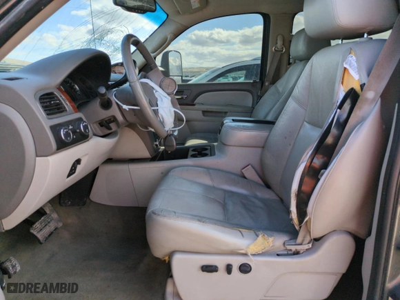 2011 GMC Sierra 2500HD SLT with VIN 1GT121E86BF126737, listed as a Copart auction lot 48694115 with 223,128 mi miles and Salvage Title. Bid and sale history available at carsss.com. Image 7.