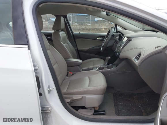 2016 Chevrolet Cruze Premier with VIN 1G1BG5SM4G7270991, listed as a IAAI auction lot 41882518 with 71,398 mi miles. Bid and sale history available at carsss.com. Image 5.