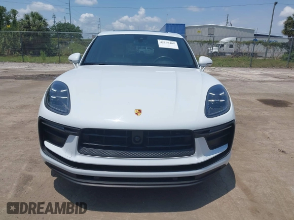 2023 Porsche Macan with VIN WP1AA2A55PLB11111, listed as a IAAI auction lot 42209465 with 25,612 mi miles and . Bid and sale history available at DreamBid. Image 12.