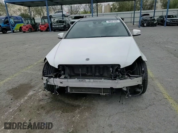 2013 Mercedes-Benz C 350 с VIN WDDGJ5HB6DG052606, выставлен на аукционе Copart как лот 56541495 с пробегом 108 501 миль миль и Списание • Salvage title. История ставок и продаж доступна на DreamBid. Изображение 14.