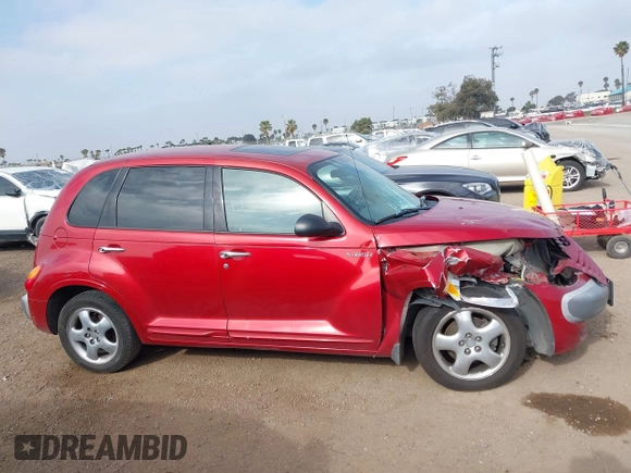 2002 Chrysler PT Cruiser Limited with VIN 3C8FY68B82T301082, listed as a IAAI auction lot 42021890 with Not Provided miles. Bid and sale history available at carsss.com. Image 12.