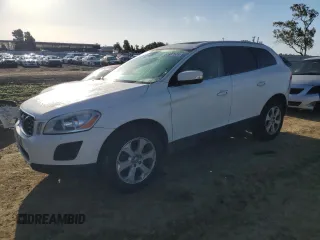 2013 Volvo XC60 3.2L with VIN YV4940DZ2D2391907, listed as a Copart auction lot 51682535 with 190,659 mi miles and Clean Title. Bid and sale history available at carsss.com. Image 1.