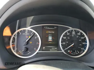 2018 Nissan Sentra S z VIN 3N1AB7AP5JY247401, wystawiony jako Copart lot #60749335 z przebiegiem 86 223 mil mil oraz Szkoda całkowita • Salvage title. Historia ofert i sprzedaży dostępna na DreamBid. Obrazek 9.