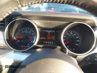 2019 Ford Mustang EcoBoost with VIN 1FA6P8TH3K5172668, listed as a IAAI auction lot 41059758 with 115,224 mi miles and . Bid and sale history available at carsss.com. Image 7.