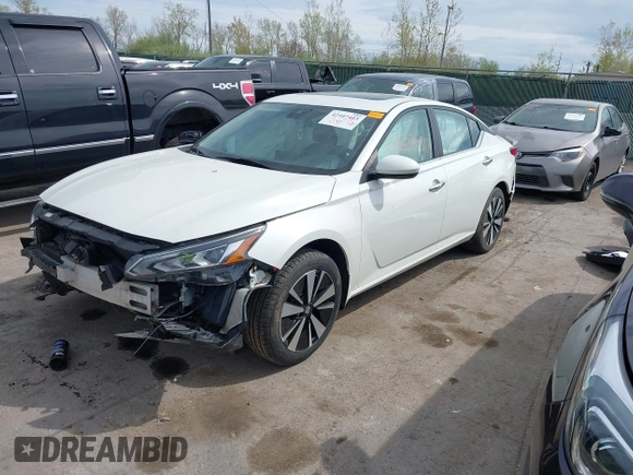 2021 Nissan Altima SV z VIN 1N4BL4DW7MN372228, wystawiony jako IAAI lot #42107453 z przebiegiem 64 885 mil mil oraz . Historia ofert i sprzedaży dostępna na DreamBid. Obrazek 2.