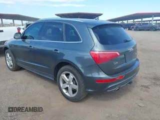 2012 Audi Q5 3.2L Premium Plus with VIN WA1DKAFP8CA115217, listed as a IAAI auction lot 42080098 with 97,187 mi miles. Bid and sale history available at carsss.com. Image 3.