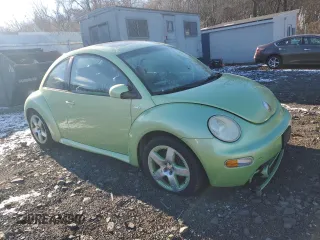 2003 Volkswagen New Beetle Coupe GLS with VIN 3VWCD21C53M402486, listed as a Copart auction lot 44488865 with 90,734 mi miles and Non Repairable. Bid and sale history available at carsss.com. Image 4.