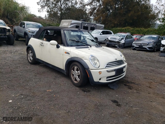 2006 MINI Cooper Convertible with VIN WMWRF33566TG13942, listed as a Copart auction lot 86888644 with 0 mi miles and Clean Title. Bid and sale history available at carsss.com. Image 4.
