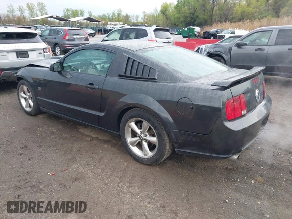 2008 Ford Mustang GT Deluxe with VIN 1ZVHT82HX85117723, listed as a IAAI auction lot 42015967 with 120,406 mi miles and . Bid and sale history available at carsss.com. Image 3.