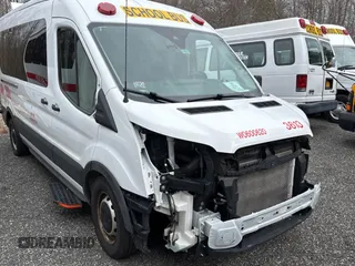 2020 Ford Transit Passenger XL with VIN 1FDAX2C84LKB65020, listed as a Copart auction lot 50907935 with 63,911 mi miles and Clean Title. Bid and sale history available at DreamBid. Image 1.