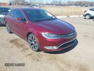 2015 Chrysler 200 C z VIN 1C3CCCEG8FN598172, wystawiony jako IAAI lot #42077144 z przebiegiem 130 717 mil mil oraz . Historia ofert i sprzedaży dostępna na DreamBid. Obrazek 1.