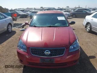 2005 Nissan Altima 2.5 S with VIN 1N4AL11D75N405954, listed as a IAAI auction lot 41643379 with 228,084 mi miles. Bid and sale history available at carsss.com. Image 13.
