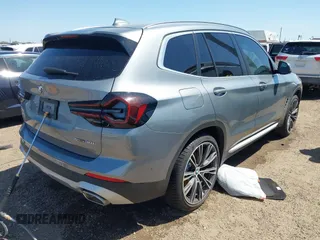 2024 BMW X3 sDrive30i z VIN 5UX43DP09R9W84494, wystawiony jako IAAI lot #41981761 z przebiegiem 14 066 mil mil oraz . Historia ofert i sprzedaży dostępna na DreamBid. Obrazek 4.