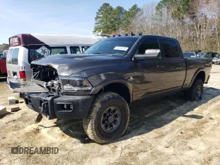 2017 Ram 2500 Laramie z VIN 3C6UR5FLXHG583598, wystawiony jako Copart lot #48684635 z przebiegiem 92 725 mil mil oraz Szkoda całkowita • Salvage title. Historia ofert i sprzedaży dostępna na DreamBid. Obrazek 1.
