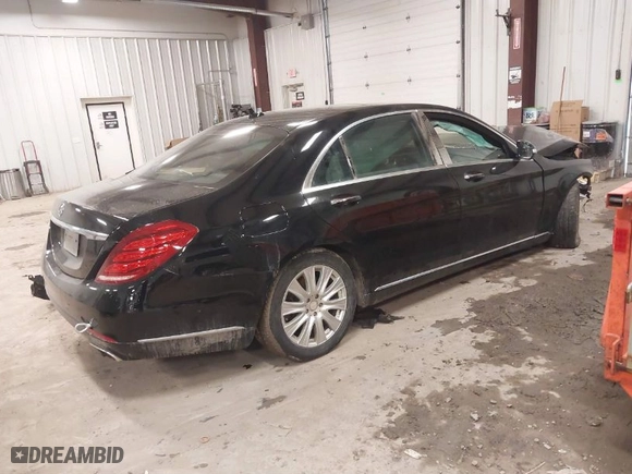 2015 Mercedes-Benz S-Class S 550 with VIN WDDUG8FB9FA070884, listed as a IAAI auction lot 41699431 with 154,273 mi miles. Bid and sale history available at carsss.com. Image 4.