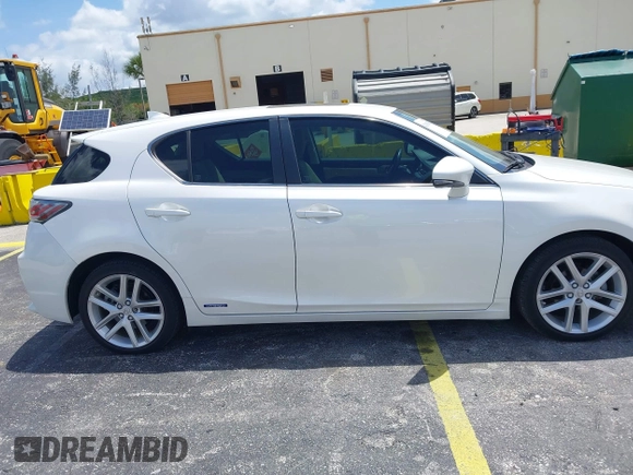 2017 Lexus CT with VIN JTHKD5BH6H2290269, listed as a IAAI auction lot 42083451 with 47,374 mi miles. Bid and sale history available at carsss.com. Image 13.