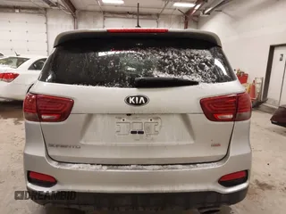 2020 Kia Sorento LX with VIN 5XYPG4A31LG623295, listed as a IAAI auction lot 41307405 with 48,063 mi miles. Bid and sale history available at carsss.com. Image 16.