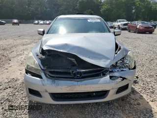 2006 Honda Accord EX-L z VIN 1HGCM56866A159217, wystawiony jako Copart lot #54994945 z przebiegiem 127 522 mil mil oraz Szkoda całkowita • Salvage title. Historia ofert i sprzedaży dostępna na DreamBid. Obrazek 5.