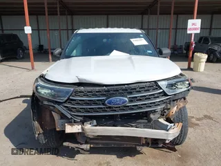 2020 Ford Explorer XLT with VIN 1FMSK7DH8LGB63675, listed as a IAAI auction lot 41802997 with 95,665 mi miles and . Bid and sale history available at DreamBid. Image 13.
