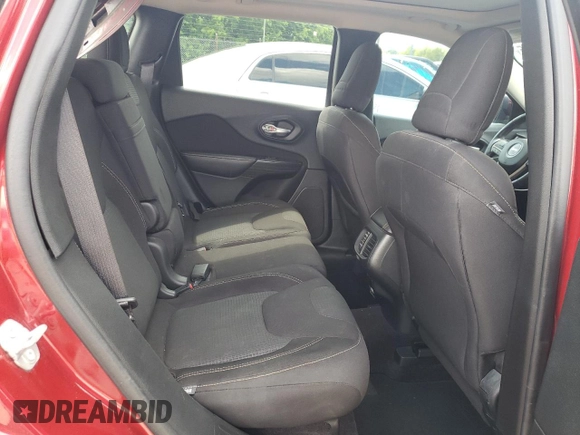 2016 Jeep Cherokee Latitude z VIN 1C4PJMCS7GW253369, wystawiony jako Copart lot #63750275 z przebiegiem 96 465 mil mil oraz Szkoda całkowita • Salvage title. Historia ofert i sprzedaży dostępna na DreamBid. Obrazek 10.