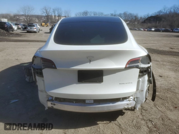 2022 Tesla Model Y Long Range with VIN 7SAYGDEE3NF385950, listed as a Copart auction lot 48481785 with 48,138 mi miles and Salvage Title. Bid and sale history available at carsss.com. Image 6.