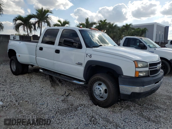2006 Chevrolet Silverado 3500 DRW LT1 with VIN 1GCJK33D86F259615, listed as a Copart auction lot 52218565 with 64,497 mi miles and Salvage Title. Bid and sale history available at carsss.com. Image 4.