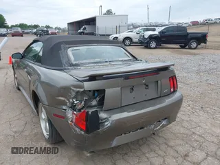 2001 Ford Mustang Deluxe z VIN 1FAFP44411F159656, wystawiony jako IAAI lot #42123128 z przebiegiem 191 814 mil mil oraz . Historia ofert i sprzedaży dostępna na DreamBid. Obrazek 6.