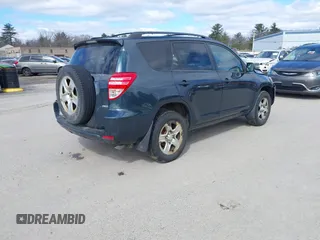 2012 Toyota RAV4 с VIN 2T3BF4DV2CW207350, выставлен на аукционе IAAI как лот 41902371 с пробегом 180 464 миль миль и . История ставок и продаж доступна на DreamBid. Изображение 4.